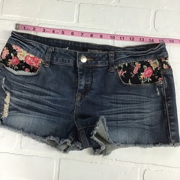 FOREVER 21 embroidered jeans denim mini shorts jorts floral embroiderie low rise - Picture 5 of 8